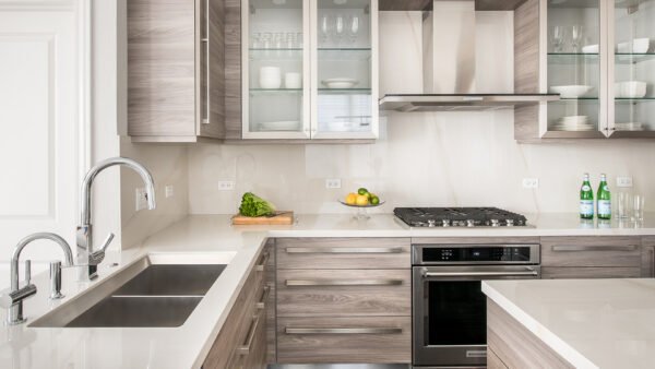 Laminam Bianco Lasa porselen tezgah, uygulama görseli 1