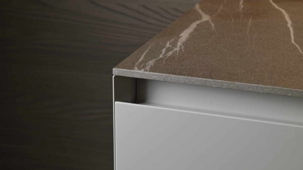 Laminam Pietra Piasentina Taupe porselen tezgah, uygulama görseli 4
