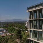 Laminam Travertino Grigio Venato porselen tezgah, uygulama görseli 3